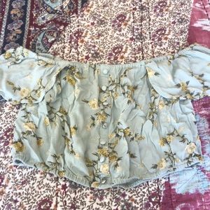 Floral crop top 🌸